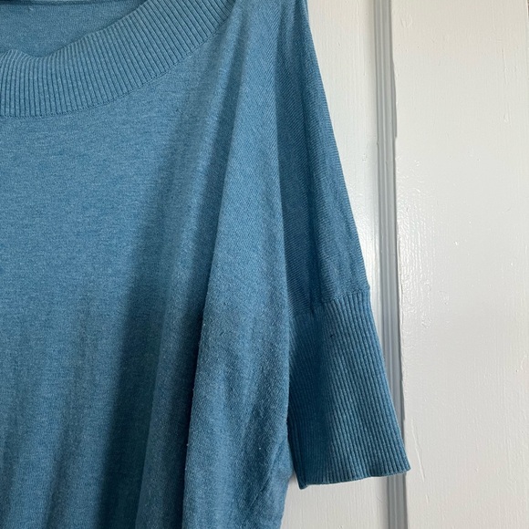 CABI  Blue Knit Lounge short sleeve pullover Sweater, Small - Picture 3 of 6